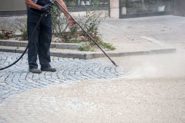 Best Rust Removal  in Doral, FL